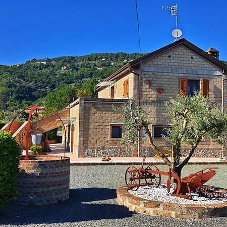Spicchio Di Luna - Casa Vacanze Albiano Magra Eksteriør bilde