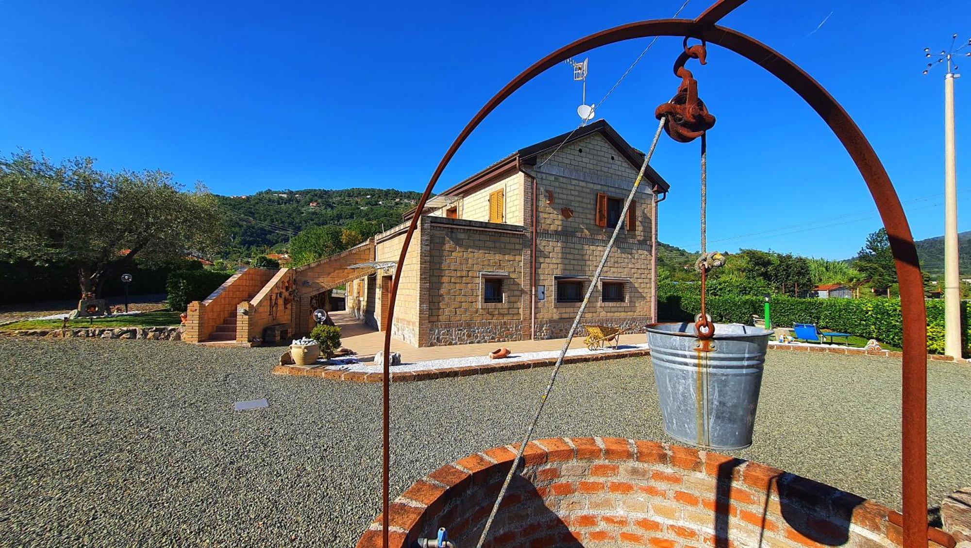 Spicchio Di Luna - Casa Vacanze Albiano Magra Eksteriør bilde
